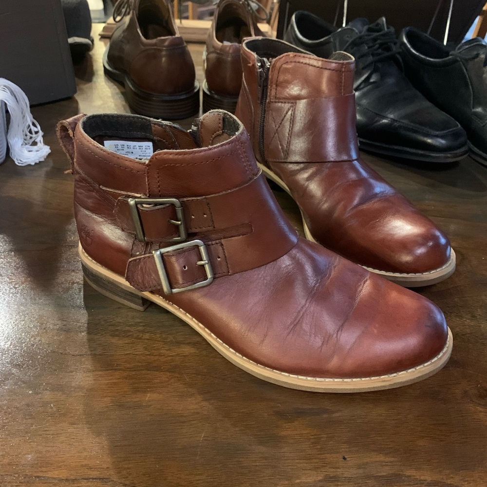 Timberland Brown Leather Ankle Booties with Buckles